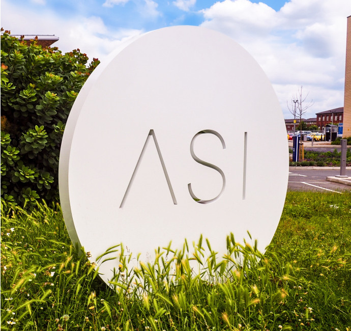 Courtyard sign circle design