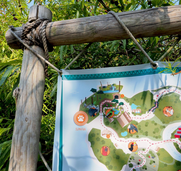 Interpretation sign with rope